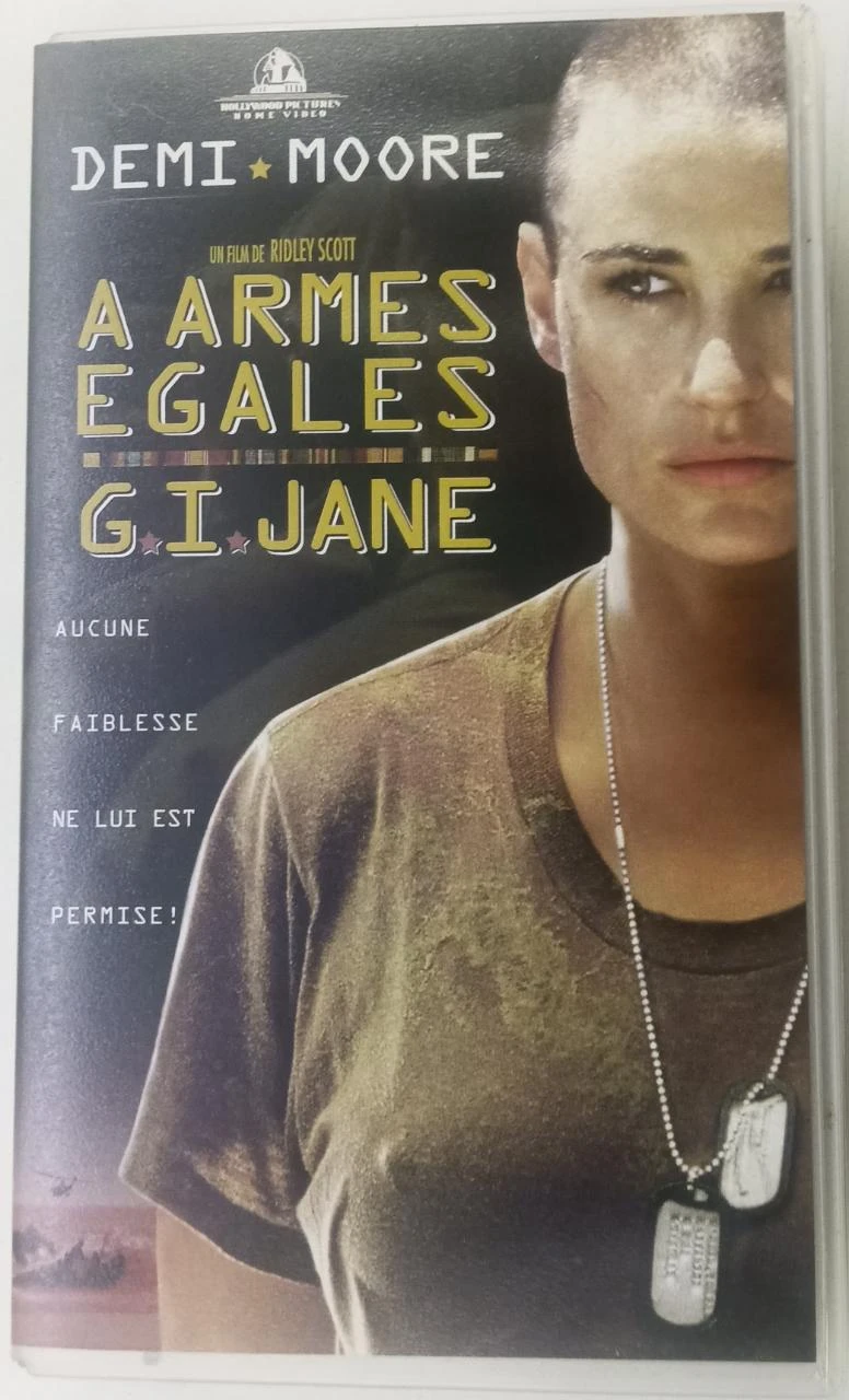 VHS À armes égales – Demi Moore, Viggo Mortensen